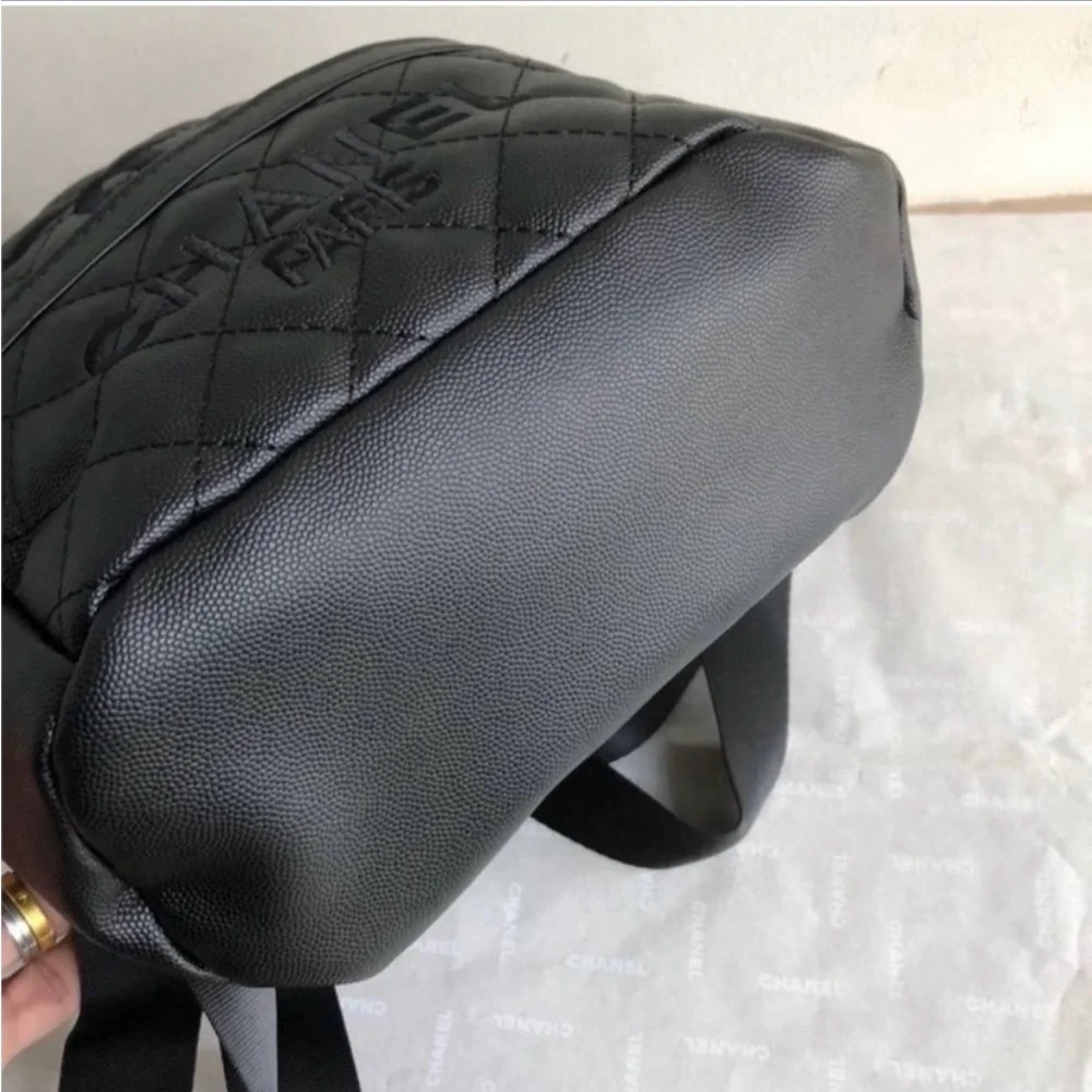 Chanel VIP BACK PACK - Picture 5 of 7